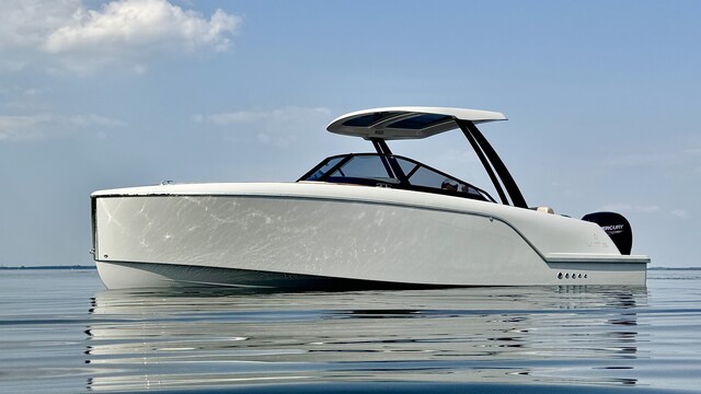 VTS Boats Flying Shark 7.7 Bowrider — variant 1